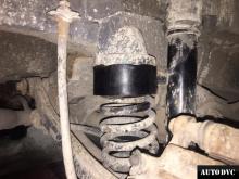 Installing a set of spacers to increase the ground clearance Kia Cee'd I Lift Kits (leveling kits and coil spring spacer\strut spacer)