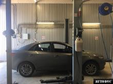 Installing a set of spacers to increase the ground clearance Kia Cerato Lift Kits (leveling kits and coil spring spacer\strut spacer)