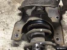 Installing a set of spacers to increase the ground clearance Kia Opirus Lift Kits (leveling kits and coil spring spacer\strut spacer)