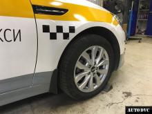 Installing a set of spacers to increase the ground clearance Kia Optima Lift Kits (leveling kits and coil spring spacer\strut spacer)