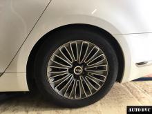 Installing a set of spacers to increase the ground clearance Kia Quoris Lift Kits (leveling kits and coil spring spacer\strut spacer)