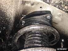 Installing a set of spacers to increase the ground clearance Kia Cerato III Lift Kits (leveling kits and coil spring spacer\strut spacer)