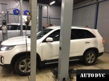 Installing a set of spacers to increase the ground clearance Kia Sorento Lift Kits (leveling kits and coil spring spacer\strut spacer)