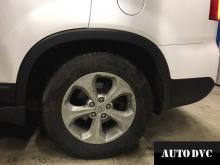 Installing a set of spacers to increase the ground clearance Kia Sorento Lift Kits (leveling kits and coil spring spacer\strut spacer)