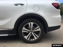 Installing a set of spacers to increase the ground clearance Kia Sorento Prime Lift Kits (leveling kits and coil spring spacer\strut spacer)