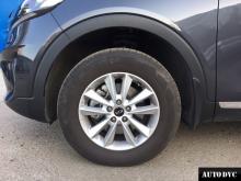 Installing a set of spacers to increase the ground clearance Kia Sorento III Prime Restyle Lift Kits (leveling kits and coil spring spacer\strut spacer)