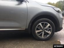 Installing a set of spacers to increase the ground clearance Kia Sorento Prime Lift Kits (leveling kits and coil spring spacer\strut spacer)