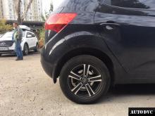 Installing a set of spacers to increase the ground clearance Kia Venga Lift Kits (leveling kits and coil spring spacer\strut spacer)