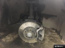 Installing a set of spacers to increase the ground clearance Mercedes-Benz A-klasse III (W176) Lift Kits (leveling kits and coil spring spacer\strut spacer)