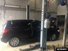 Installing a set of spacers to increase the ground clearance Mercedes-Benz B-klasse II (W246) Lift Kits (leveling kits and coil spring spacer\strut spacer)