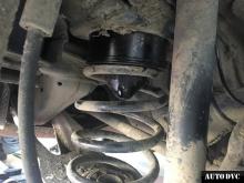 Installing a set of spacers to increase the ground clearance Mercedes-Benz GLA-klasse Lift Kits (leveling kits and coil spring spacer\strut spacer)