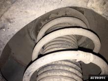 Installing a set of spacers to increase the ground clearance Mercedes-Benz E-klasse IV (W212, S212, C207) Lift Kits (leveling kits and coil spring spacer\strut spacer)