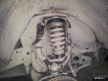 Installing a set of spacers to increase the ground clearance Mitsubishi L200 Lift Kits (leveling kits and coil spring spacer\strut spacer)