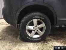 Installing a set of spacers to increase the ground clearance Nissan Qashqai I Lift Kits (leveling kits and coil spring spacer\strut spacer)