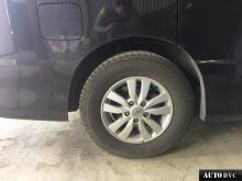 Installing a set of spacers to increase the ground clearance Nissan Serena Lift Kits (leveling kits and coil spring spacer\strut spacer)