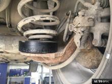 Installing a set of spacers to increase the ground clearance Opel Zafira B Lift Kits (leveling kits and coil spring spacer\strut spacer)