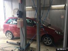 Installing a set of spacers to increase the ground clearance Opel Zafira B Lift Kits (leveling kits and coil spring spacer\strut spacer)