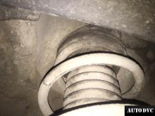Installing a set of spacers to increase the ground clearance Renault Laguna Lift Kits (leveling kits and coil spacer\strut spacer)