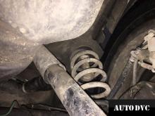 Installing a set of spacers to increase the ground clearance Renault Megane Lift Kits (leveling kits and coil spring spacer\strut spacer)