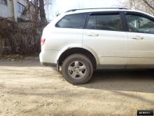 Installing a set of spacers to increase the ground clearance SsangYong Kyron Lift Kits (leveling kits and coil spring spacer\strut spacer)