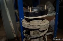Installing a set of spacers to increase the ground clearance Chevrolet Lacetti\Chevrolet Nubira Lift Kits (leveling kits and coil spacer\strut spacer)