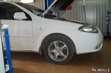 Installing a set of spacers to increase the ground clearance Chevrolet Lacetti\Chevrolet Nubira Lift Kits (leveling kits and coil spacer\strut spacer)