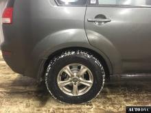 Installing a set of spacers to increase the ground clearance Citroen C-Crosser Lift Kits (leveling kits and coil spring spacer\strut spacer)