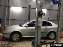 Installing a set of spacers to increase the ground clearance Skoda Octavia Lift Kits (leveling kits and coil spring spacer\strut spacer)