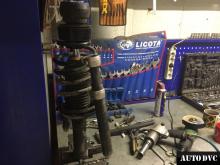 Installing a set of spacers to increase the ground clearance Skoda Octavia Lift Kits (leveling kits and coil spring spacer\strut spacer)