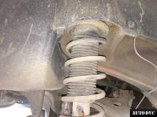 Installing a set of spacers to increase the ground clearance Subaru XV Lift Kits (leveling kits and coil spring spacer\strut spacer)
