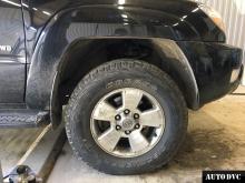 Installing a set of spacers to increase the ground clearance Toyota 4Runner Lift Kits (leveling kits and coil spring spacer\strut spacer)