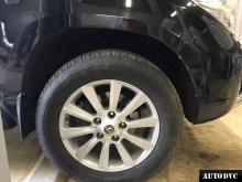 Installing a set of spacers to increase the ground clearance Toyota Land Cruiser 200 Lift Kits (leveling kits and coil spring spacer\strut spacer)