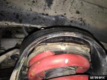 Installing a set of spacers to increase the ground clearance Toyota Land Cruiser Lift Kits (leveling kits and coil spring spacer\strut spacer)