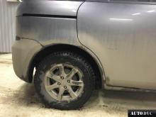 Installing a set of spacers to increase the ground clearance Toyota Sienta I Lift Kits (leveling kits and coil spring spacer\strut spacer)