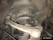 Installing a set of spacers to increase the ground clearance Volkswagen Touareg Lift Kits (leveling kits and coil spring spacer\strut spacer)
