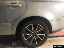 Installing a set of spacers to increase the ground clearance Volvo V70 Lift Kits (leveling kits and coil spring spacer\strut spacer)