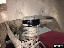 Installing a set of spacers to increase the ground clearance Volvo XC70 II Lift Kits (leveling kits and coil spring spacer\strut spacer)