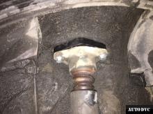 Installing a set of spacers to increase the ground clearance Hyundai i30 Lift Kits (leveling kits and coil spring spacer\strut spacer)