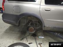 Installing a set of spacers to increase the ground clearance Volvo XC70 Kits (leveling kits and coil spacer\strut spacer)