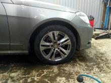 Installing a set of spacers to increase the ground clearance Mercedes-Benz E-klasse IV (W212, S212, C207) Lift Kits (leveling kits and coil spring spacer\strut spacer)